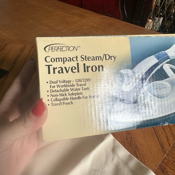 Perfection travel iron - Picture 7 of 8